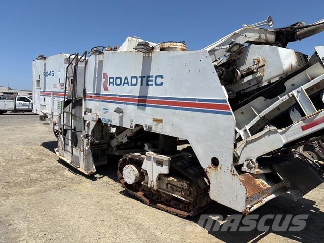 Roadtec RX-45 Recykléry za studena