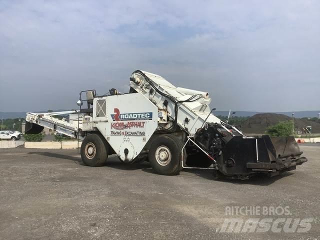 Roadtec SB2500 Stroje pre prepravu materiálov
