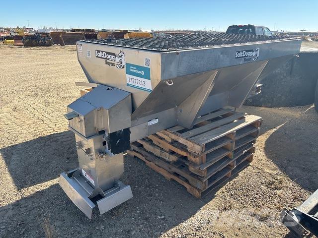  Salt Dogg Posýpače soli a piesku