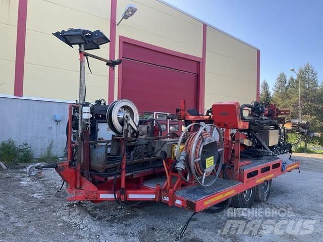 Sandvik DE140i Povrchové vrtné súpravy