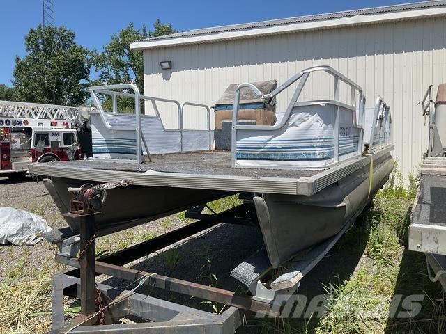  Sea Hunt Pracovné lode, bárky a pontóny