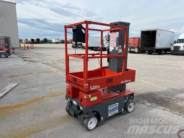 SkyJack SJ20E Vertikálne stĺpové výťahy