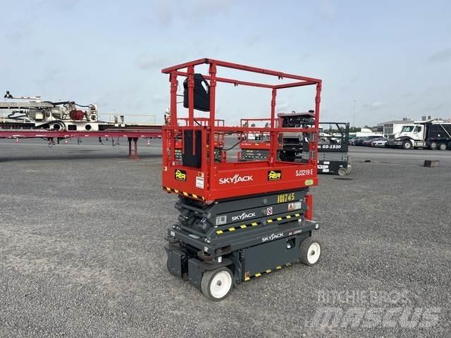 SkyJack SJ3219 Nožnicové zdvíhacie plošiny