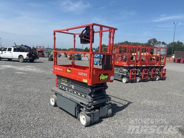 SkyJack SJ3219 Nožnicové zdvíhacie plošiny