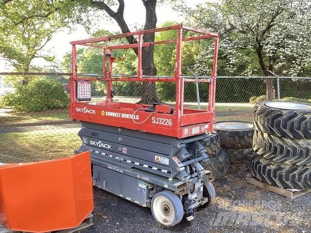 SkyJack SJ3226 Nožnicové zdvíhacie plošiny