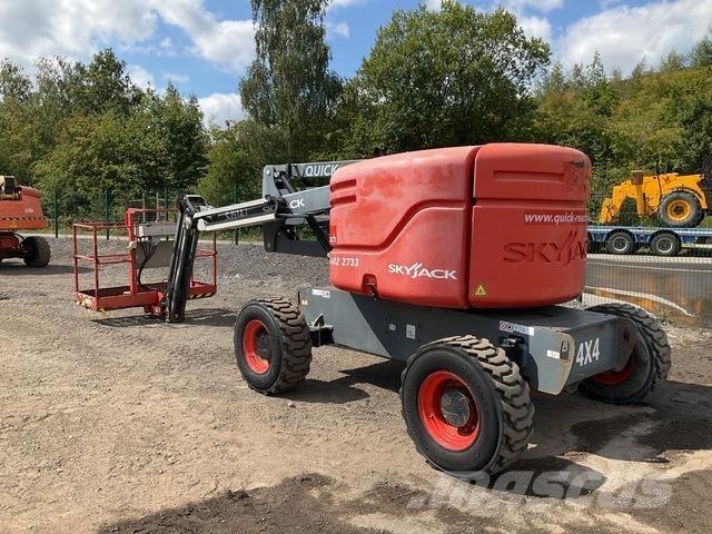 SkyJack SJ51AJ Kĺbové plošiny