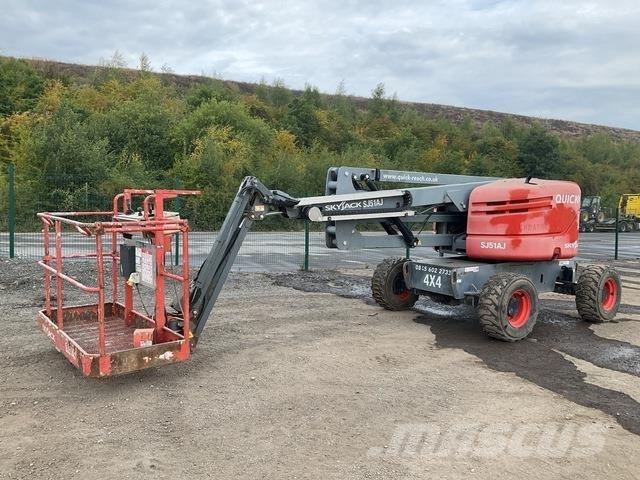 SkyJack SJ51AJ Kĺbové plošiny