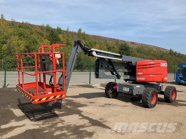 SkyJack SJ51AJ Kĺbové plošiny