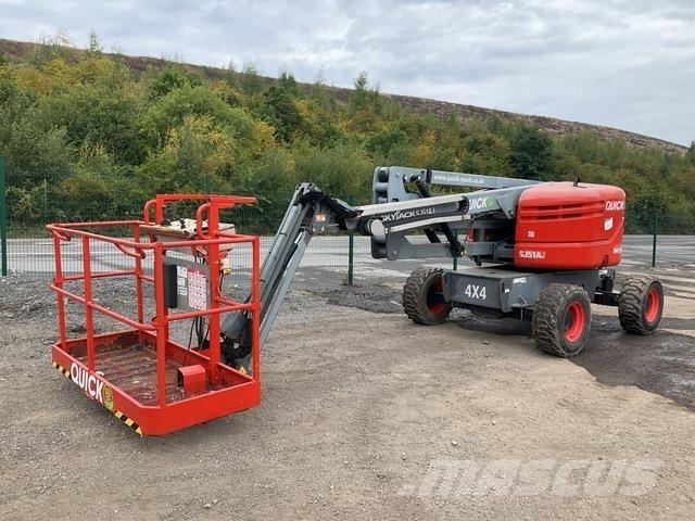SkyJack SJ51AJ Kĺbové plošiny