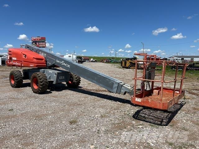 SkyJack SJ61T Teleskopické plošiny