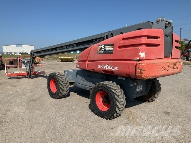 SkyJack SJ66T Teleskopické plošiny