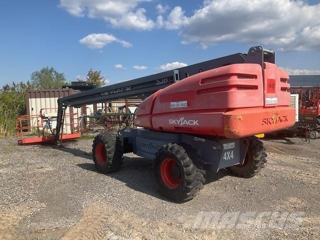 SkyJack SJ66T Teleskopické plošiny