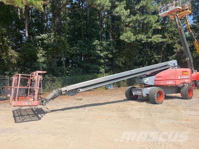 SkyJack SJ82T Teleskopické plošiny