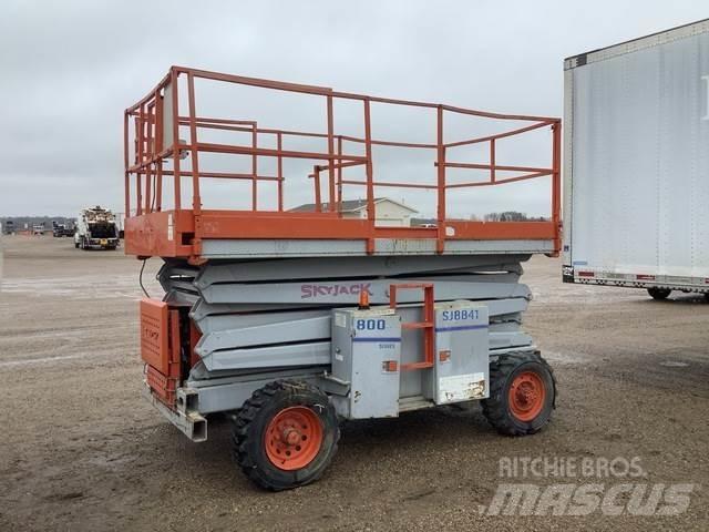 SkyJack SJ8841 Nožnicové zdvíhacie plošiny