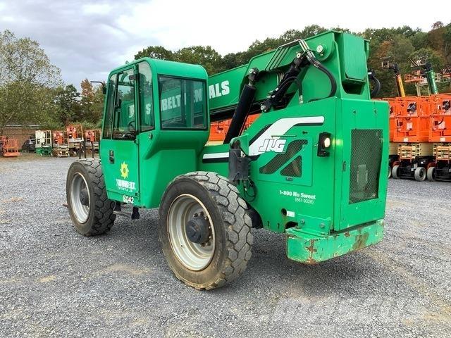 SkyTrak 6042 Teleskopické manipulátory