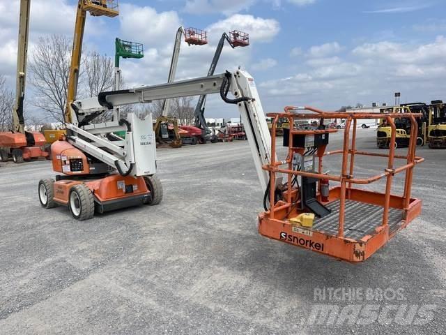 Snorkel A46JE Kĺbové plošiny