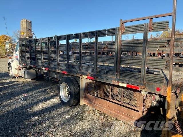 Sterling A6500 Plošinové nákladné automobily/nákladné automobily so sklápacími bočnicami