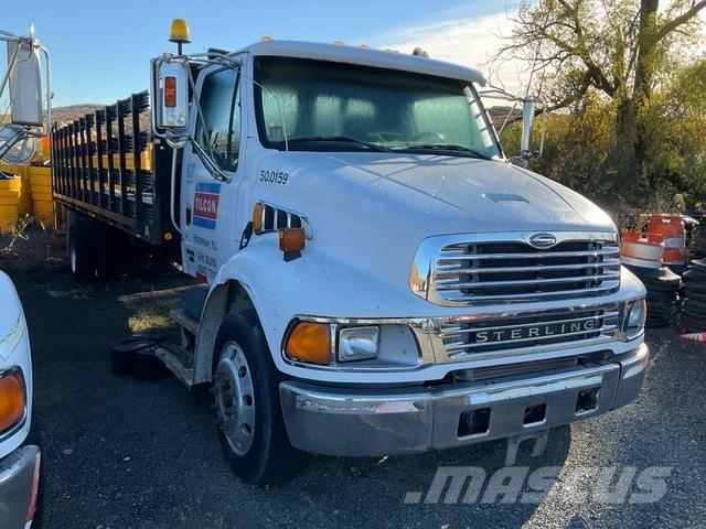 Sterling A6500 Plošinové nákladné automobily/nákladné automobily so sklápacími bočnicami