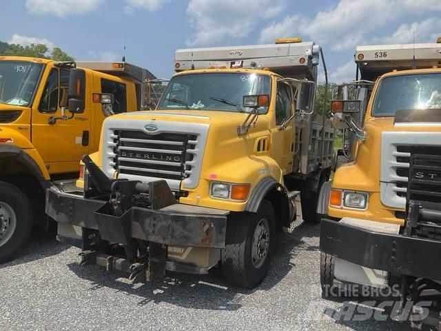 Sterling L8500 Sklápače