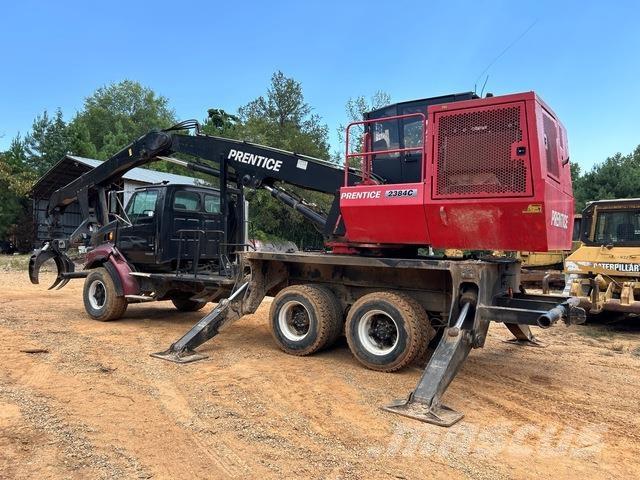 Sterling L8513 Nákladné vozidlá na prepravu dreva