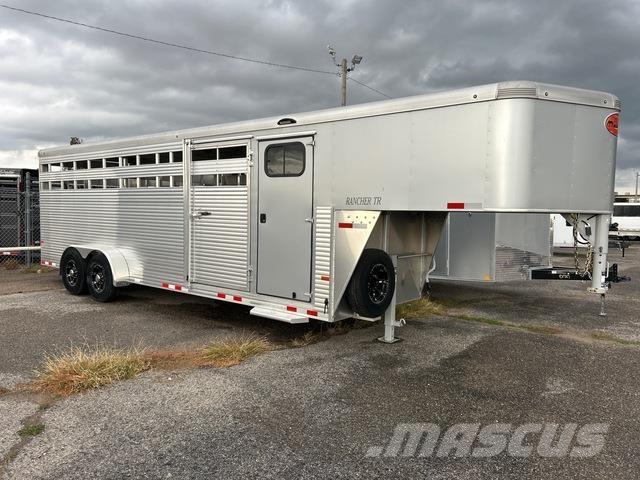 Sundowner  Prívesy na prepravu zvierat