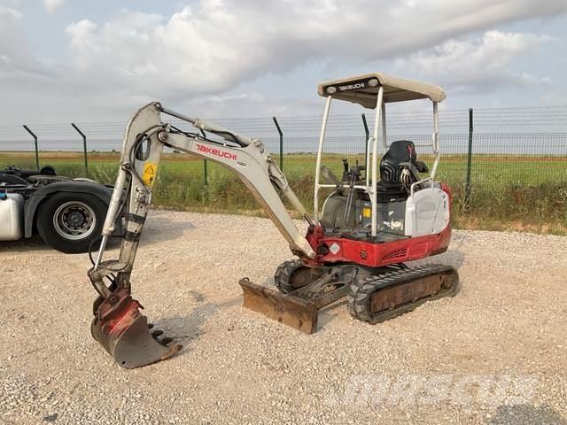 Takeuchi TB216 Mini rýpadlá < 7t