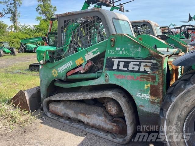 Takeuchi TL6R Šmykom riadené nakladače