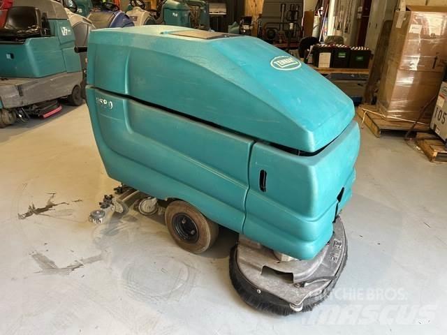 Tennant 5680 Podlahové umývacie stroje