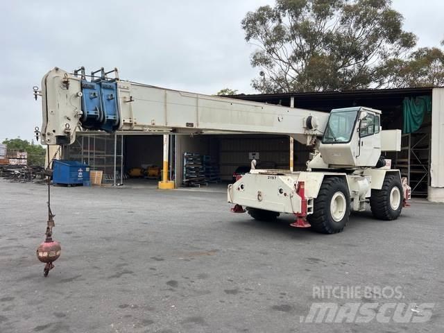 Terex RT 230 Žeriavy pre ťažký terén