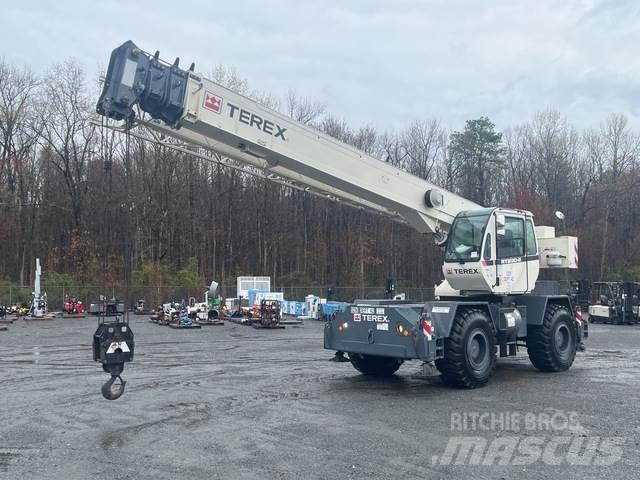 Terex RT230-2 Žeriavy pre ťažký terén