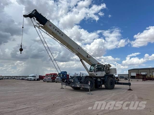Terex RT555-2 Žeriavy pre ťažký terén