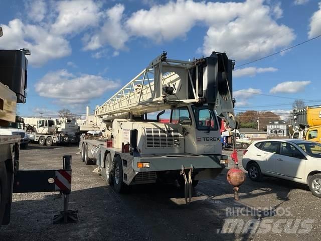 Terex T560-1 Pásové žeriavy