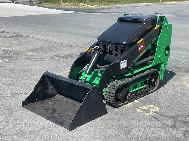 Toro 22323G Šmykom riadené nakladače