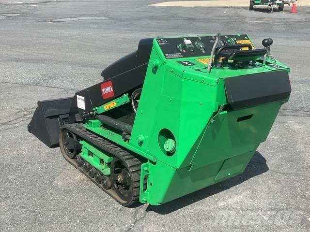 Toro 22323G Šmykom riadené nakladače