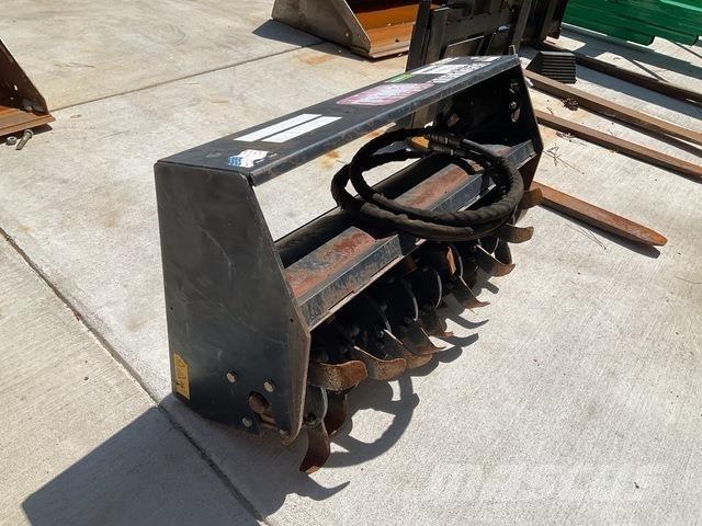 Toro 22445 Rotačné brány a pôdne frézy