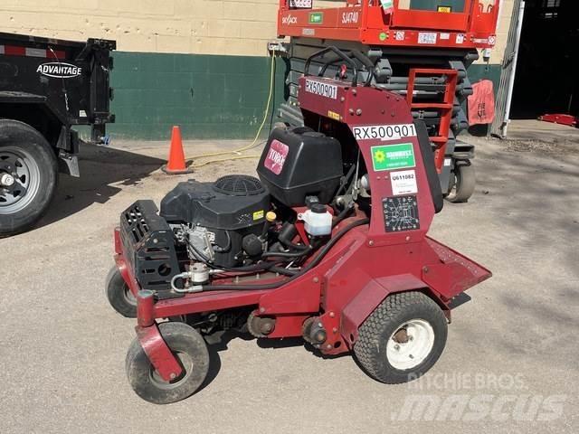 Toro 23518 Aerátory a odmachovače