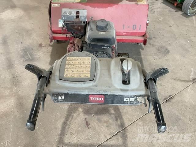 Toro 23740 Vnútorné zametacie stroje
