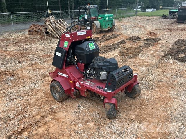 Toro 29521 Aerátory a odmachovače