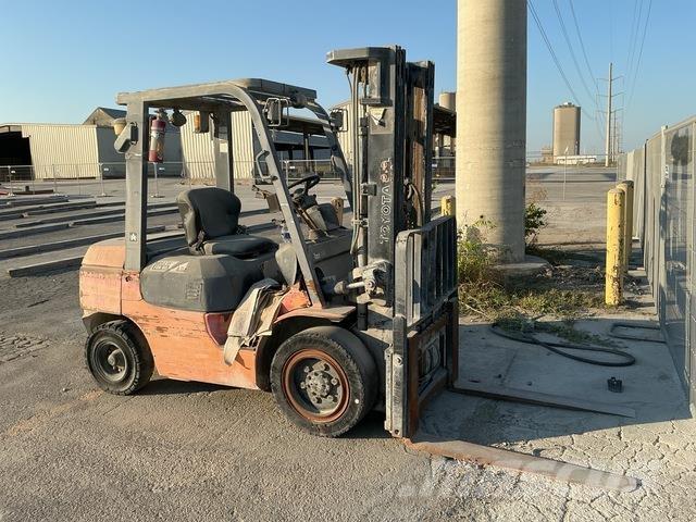 Toyota 7FDU30 Stavebníctvo - ostatné