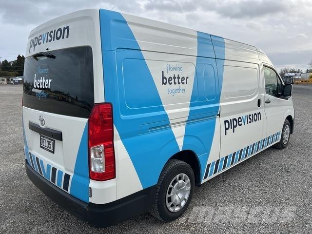 Toyota HiAce Dodávky