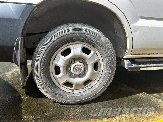 Toyota Prado Automobily