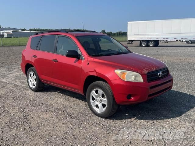 Toyota RAV4 Automobily
