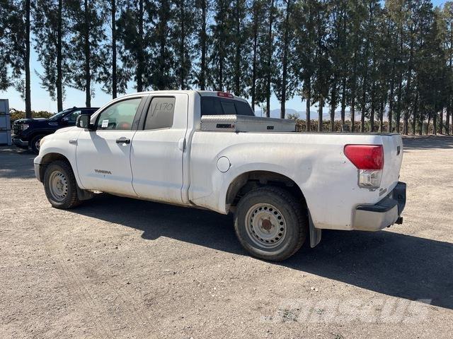 Toyota Tundra Nakladacia/sklápacia bočnica