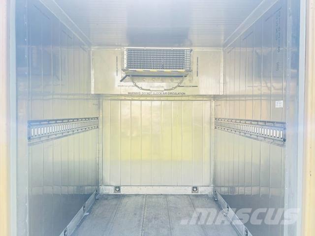  Tricon Skladové kontajnery