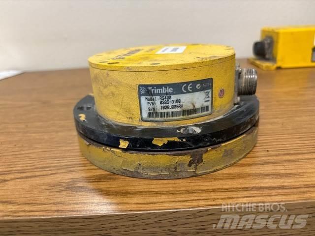 Trimble RS400 Stavebníctvo - ostatné