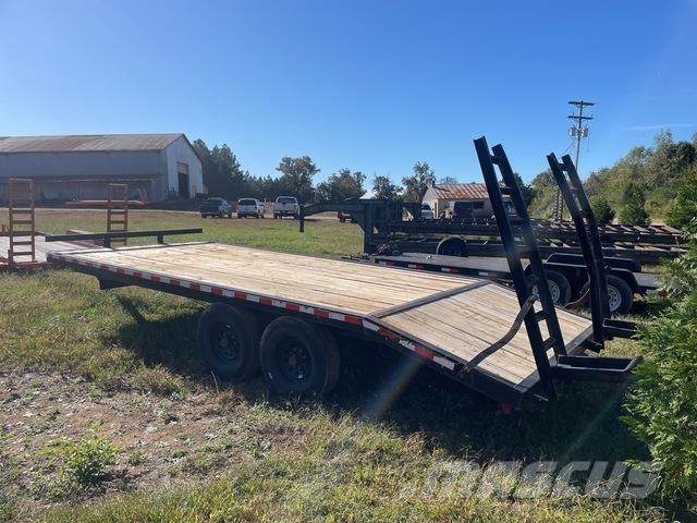 Triple Crown Prívesy na prepravu automobilov