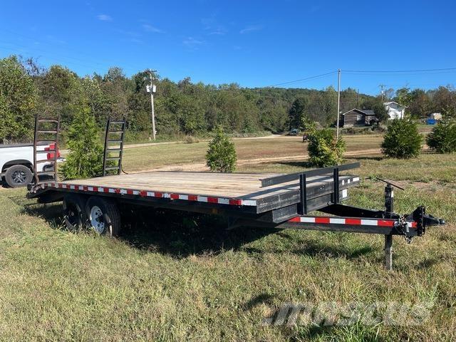 Triple Crown Prívesy na prepravu automobilov