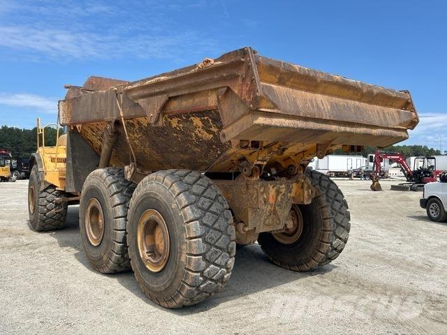 Volvo A40D Kĺbové nákladné autá