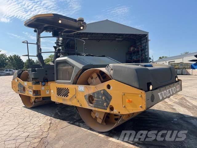 Volvo DD120C Tandemové valce