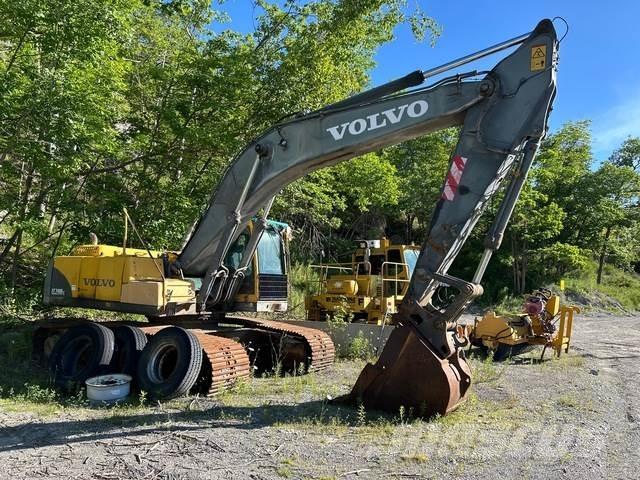 Volvo EC290B Pásové rýpadlá